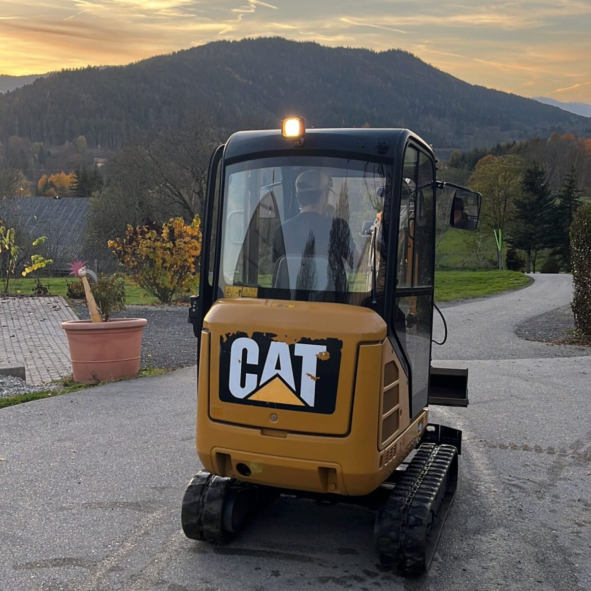 Cat 301.7D Minibagger mit Kabine in Kärnten